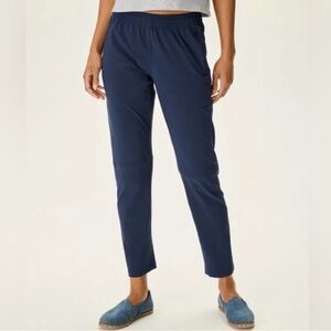 Outdoor Voices Zephyr 26” Pant Navy